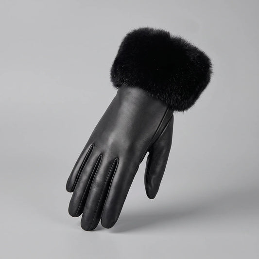The Noir Glove